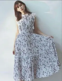 【SNIDEL正規品】Sustainableフリルプリーツワンピース LGRY