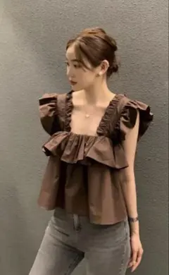 blackout.tokyo フリルキャミソール ブラウン