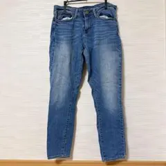 Item thumbnail for item 10edbf34-ab34-4fe9-9da3-de7a4aff3f25