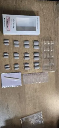 グレーオーバルネイルチップ12個セット