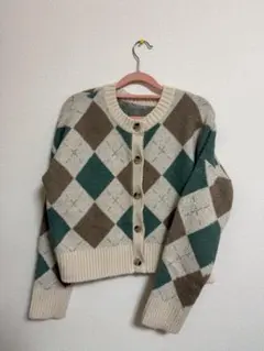 ダイヤモンド柄カーディガン