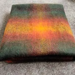 深みのあるウール生地 緑オレンジ　77×100cm