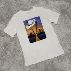 NIKE ロゴプリントTシャツ ホワイトのサムネイル