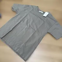 新品　タグ付き　ユナイテッドアローズ　Tシャツ　カットソーのサムネイル