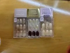 【値下げしました！】DASHING DIVA ネイルチップ3点セット