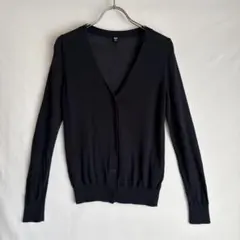 ユニクロ　長袖カーディガン破れあり　Mサイズ　ネイビー