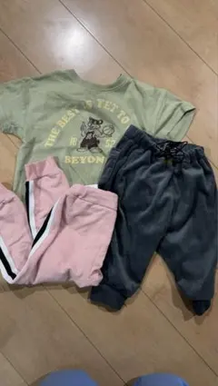 早い者勝ち.大特価保育園用　Tシャツ　パンツ　80.90