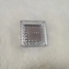 セザンヌ　シングルカラー　アイシャドウ　09 ラメ　化粧品