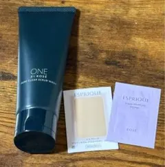 ONE BY KOSE ポアクリア スクラブ ウォッシュのサムネイル