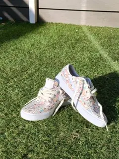 【日本未発売】NIKEキャンバス ローカットスニーカー 24.0cm