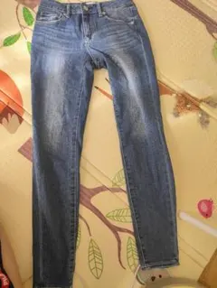 AZUL スキニーデニム