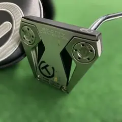 Item thumbnail for item cb412ec2-dbd8-4082-b664-c1bcfdc4934b