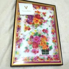 バレンチノ　ハンカチ２つセット　箱入り　新品未使用