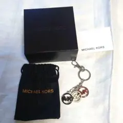 MICHAEL KORS ロゴキーホルダーのサムネイル