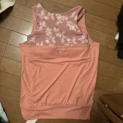 花柄タンクトップ ピンク　ヨガウェア　SUKALA