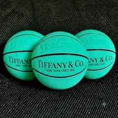 チャーム　キーホルダー　バスケットボール　スポルディング　Tiffany ブルーのサムネイル
