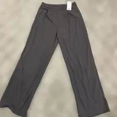ユニクロ クレープジャージーストレートパンツ グレー Sサイズ