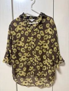 【未使用に近い】MOUSSY 花柄 シアーシャツ ブラウンのサムネイル