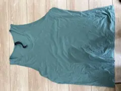 ルルレモン　タンクトップ