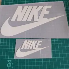 NIKE 特殊アイロンシート 大小2種