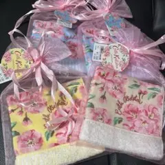 新品】キャスキッドソン エプロン ティータオル セット 花柄 - メルカリ