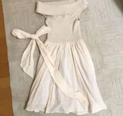 dazzlin オフショルワンピース　Sサイズ　ホワイト　アイボリー