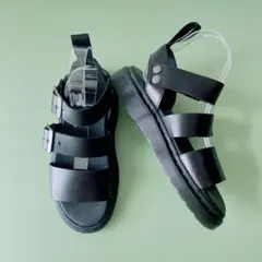 230* 美品 Dr. Martens グリフォンサンダル レザー 2.31万のサムネイル