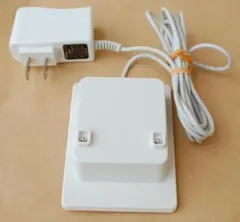 美品★無印良品 muji 手元をてらすリビングライト MJ-TLL1 専用充電台のサムネイル