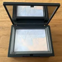 NARS ライトリフレクティングプリズマティックパウダー 03878