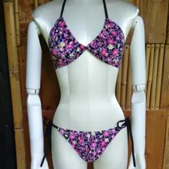 水着 ビキニ 花柄 ホルターネック 未使用 黒ピンク系 フォロー割
