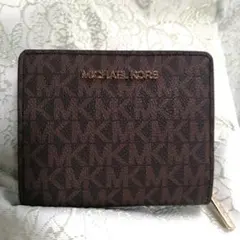 マイケルコースMICHAEL KORS　折財布