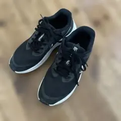 ナイキ スターランナー３　黒/白　23㎝　ok2506D