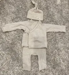 peekaboo ベビー退院着　帽子付きセットアップ