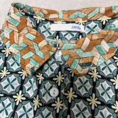 Sandy 総柄シャツ ブラウス 五分袖 レトロ身幅ゆったりレーヨン