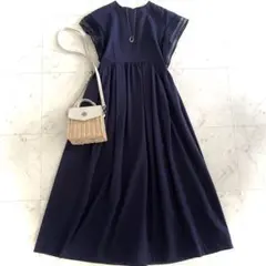 極美品 エレンディークLACE SLEEVE JERSEY ワンピース ネイビーのサムネイル