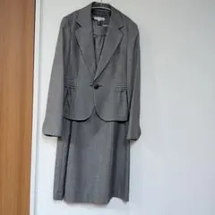 anyFAM グレー スカートスーツ サイズ2 クリーニング済　入学式　卒業式