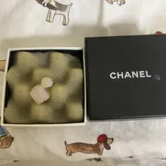 CHANEL片耳のみピアス