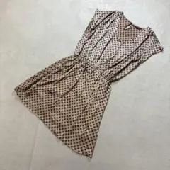 アーバンリサーチ ベージュ ワンピース 柄 ノースリーブ