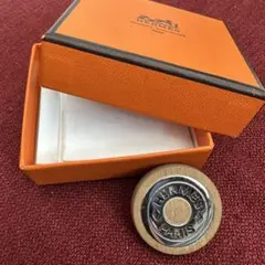 エルメス 良品 イタリア製 クロコダイル リヴァプール ピンバッジ ブローチ エルメス 良品 イタリア製 クロコダイル リヴァプール ピンバッジ