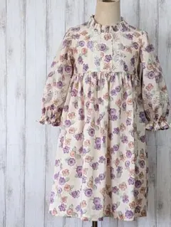 ハンドメイド　スタンドカラー　レース付きヨーク　ワンピース　120