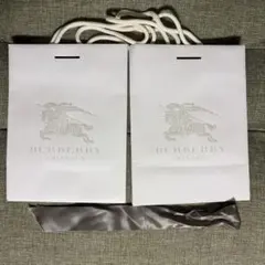 BURBERRY Childrenショッパー ホワイト　2枚のサムネイル
