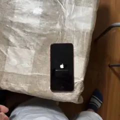 Apple iPhone SE (第2世代) 赤