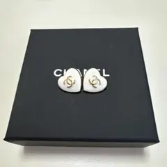 CHANELハート型ボタン2個セット