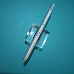 【廃盤】【廃番】PILOT 振り子式 多機能ボールペン 細字4色 シルバーのサムネイル