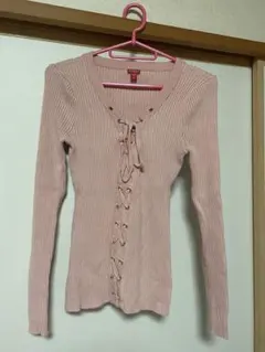 GUESS リブ編みピンク長袖セーター