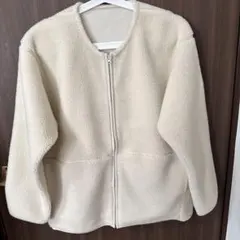 クリーム色フリースジャケット