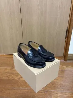 HARUTA ブラックレザー ローファー 低ヒール