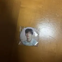 TXT スビン　カプセルトイ缶バッチ