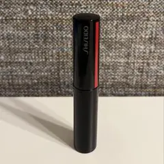SHISEIDO ラディアントリフティング　コンシーラー303のサムネイル