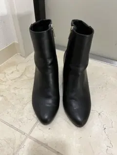 ブラックブーツ 中ヒール